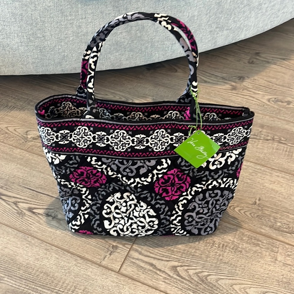 Vera Bradley Holiday Tote Bag in Canterberry Magenta